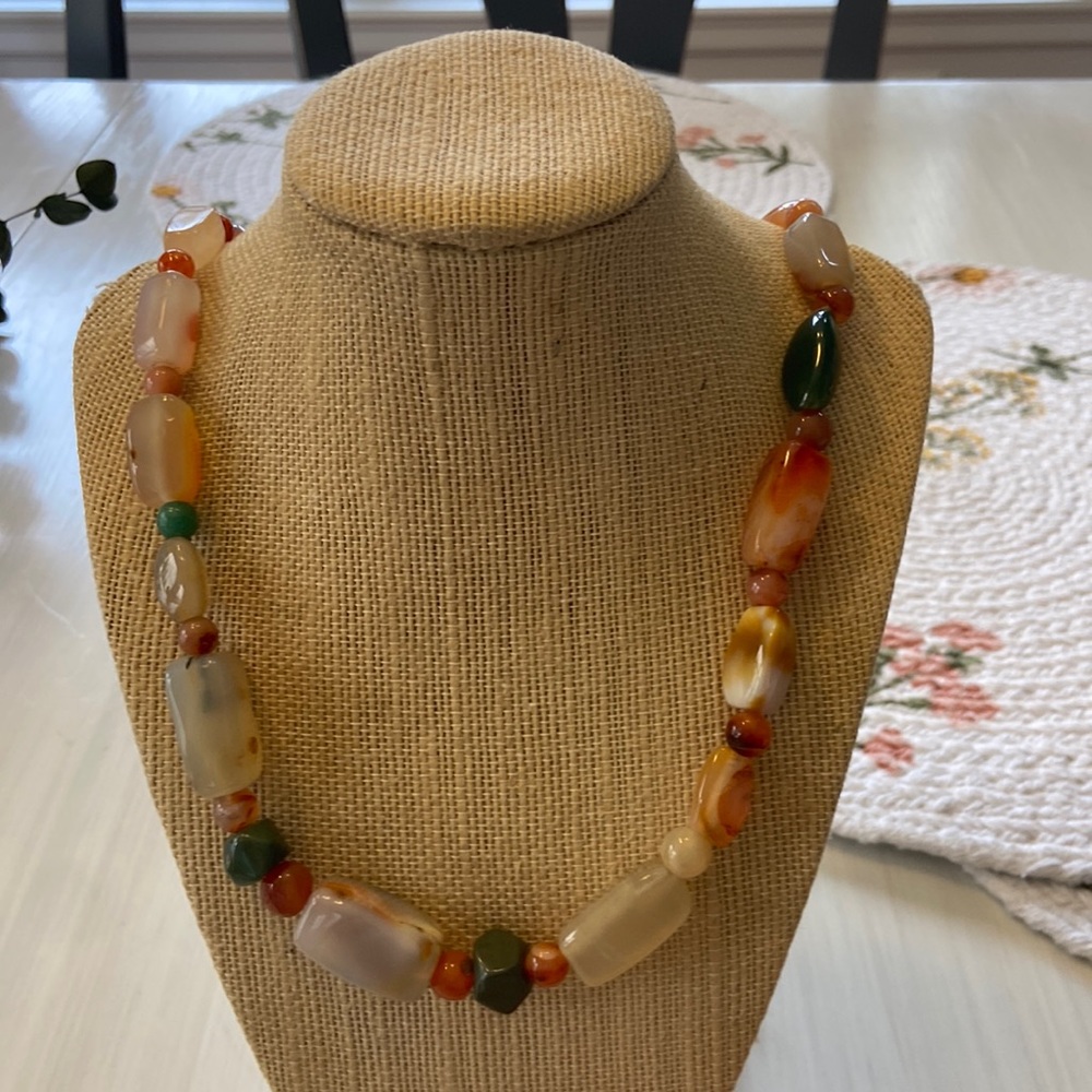 Genuine agate stone large bead necklace.